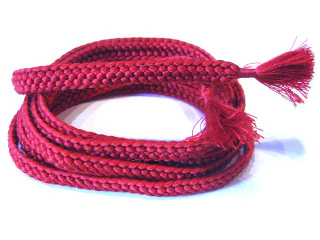 Silk thread, 40 threads per strand