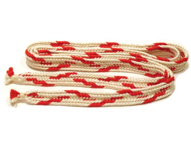 1 ply of combed silk yarn per strand