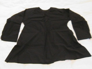 Black tunic with longer sleeves