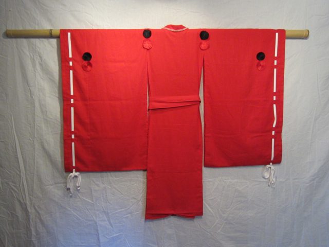 Red linen suikan, back